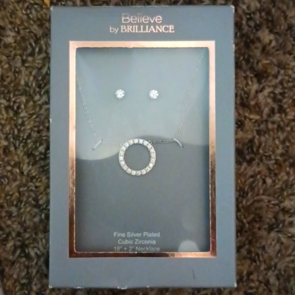 Necklace and earrings set
